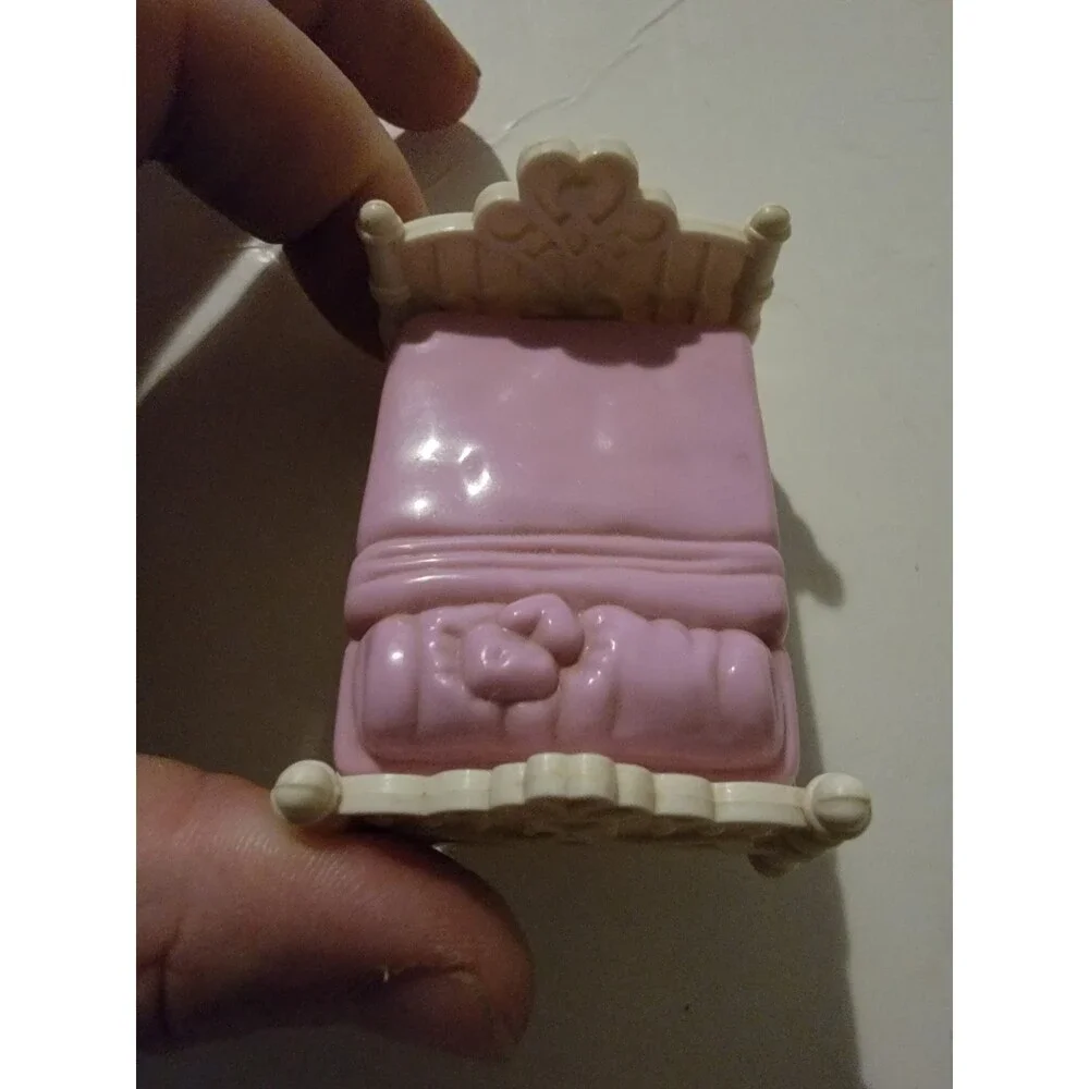 Fisher Price Precious Places Replacement Piece 80s Vintage Doll House Bed Pink